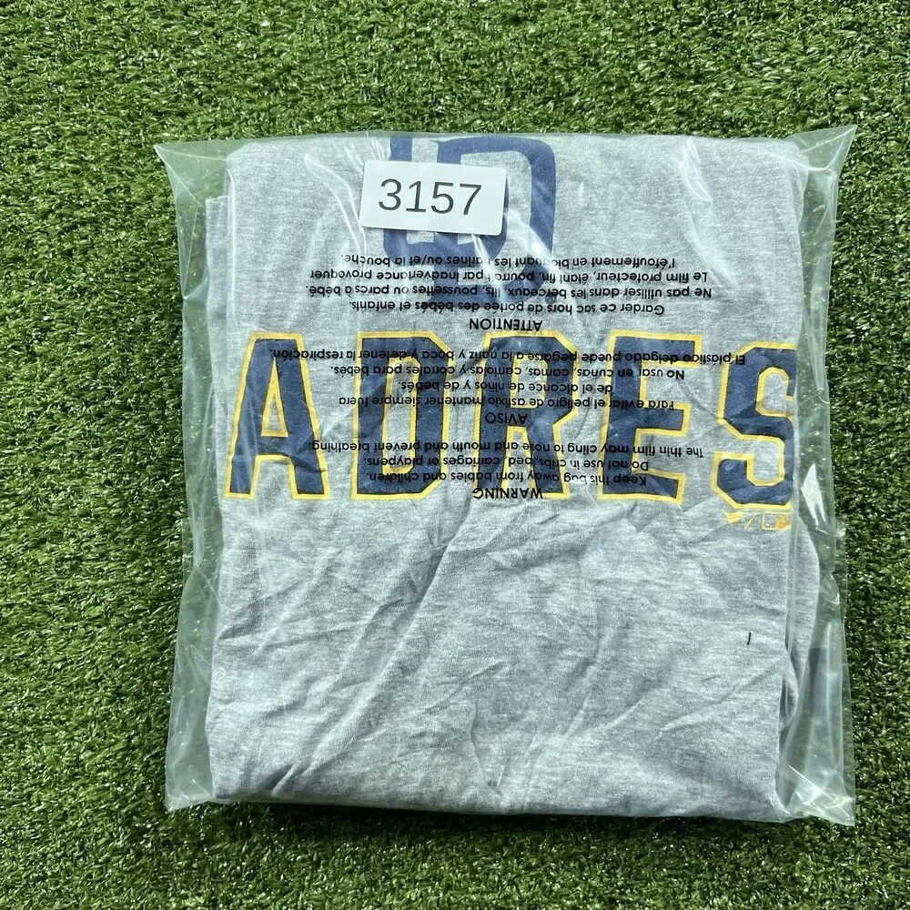 San Diego Padres MLB Short Sleeve Tee Gray Mens Size L NWOT